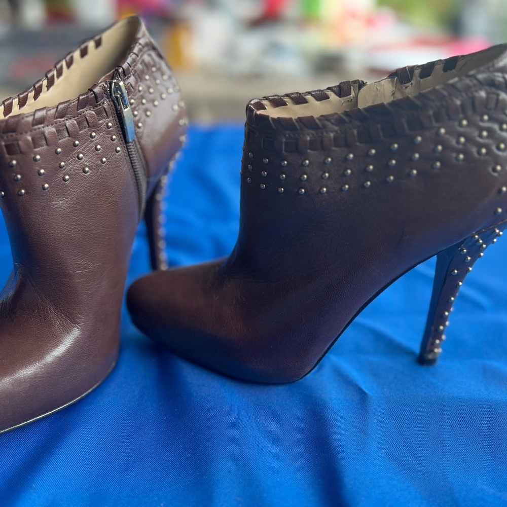 Shoes - Picture 3 of 3
